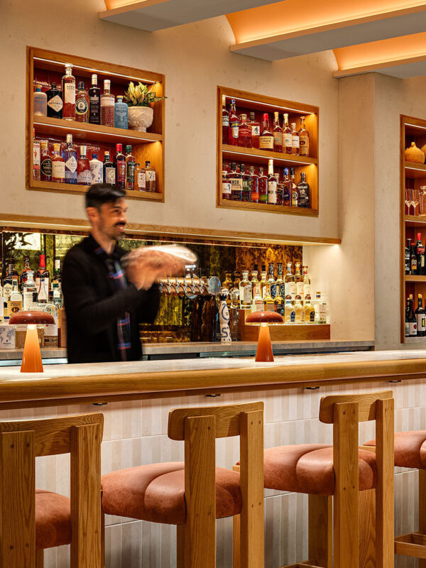 Bartender making drinks at Picala